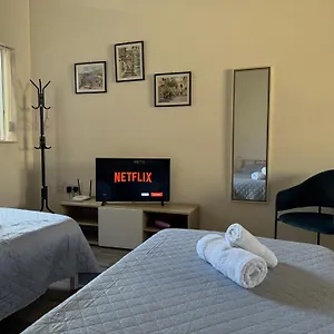  Apartment Private One Bedroom Close To Airport In Malta